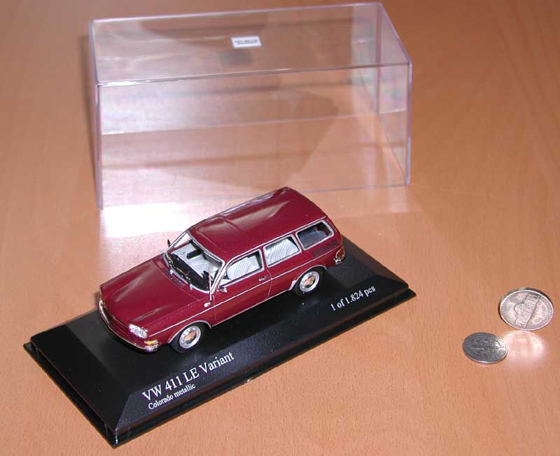 Minichamps 411 Wagon - Colorado Red Metallic