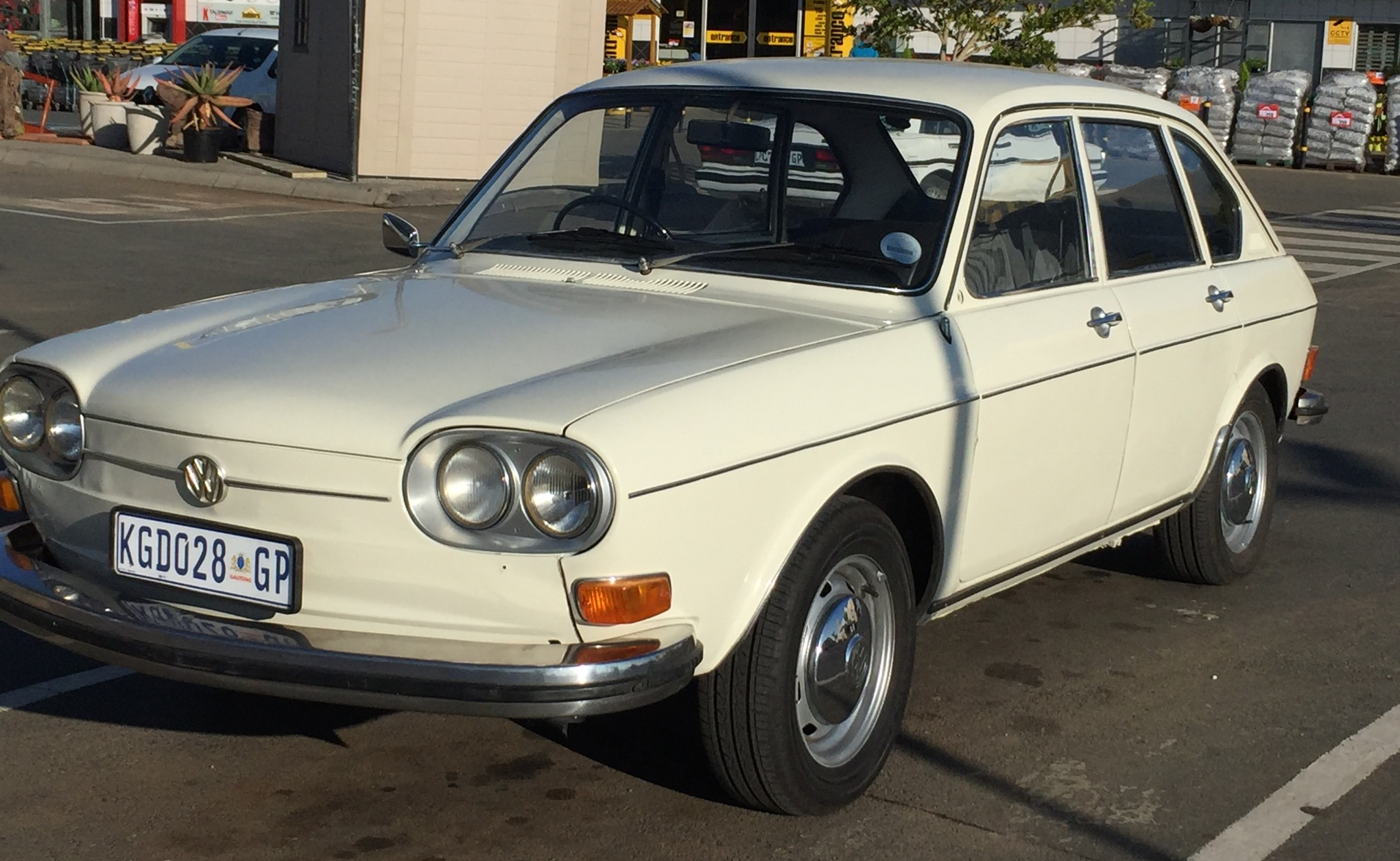 Andreas Letnik's beautiful 1972 4-door sedan